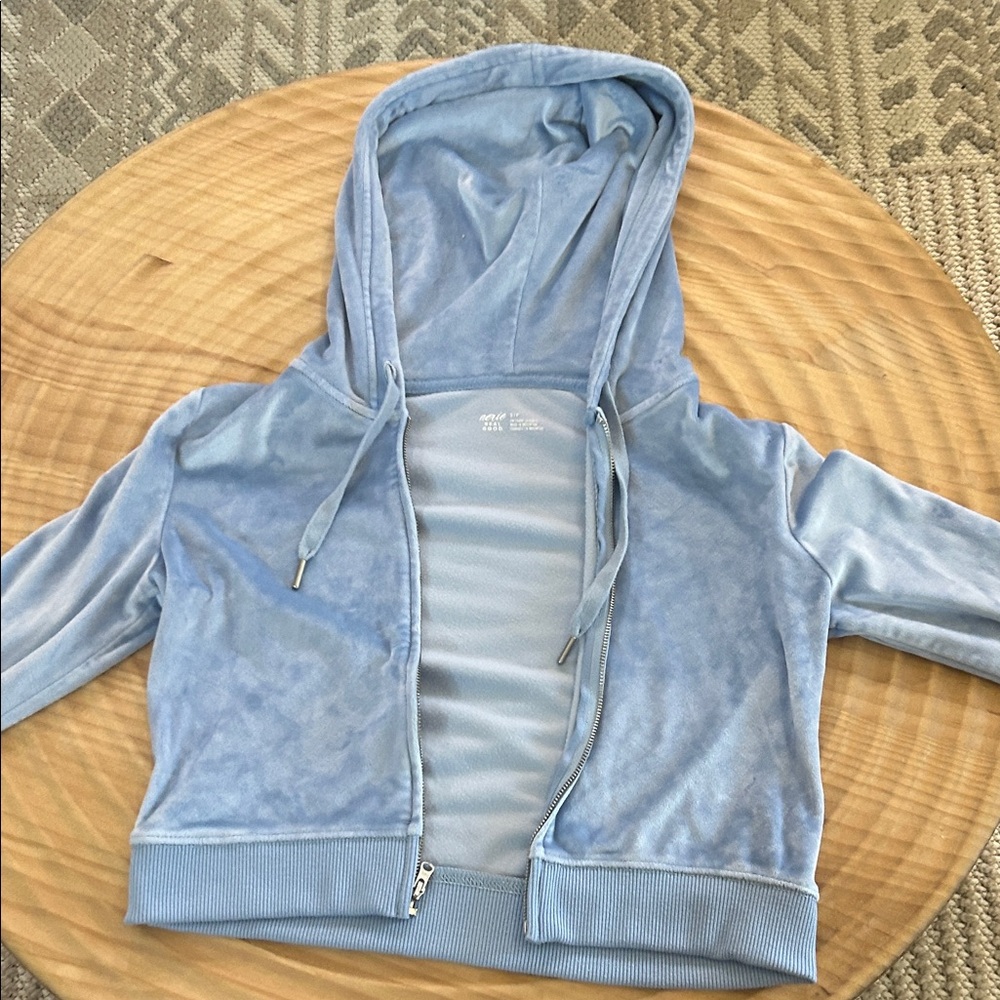 Aerie Light Gray Sweatshirt